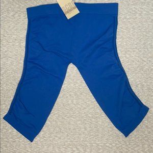 BCBG lattice biker shorts XS NWT